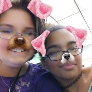 Meet your Posher, Brittney